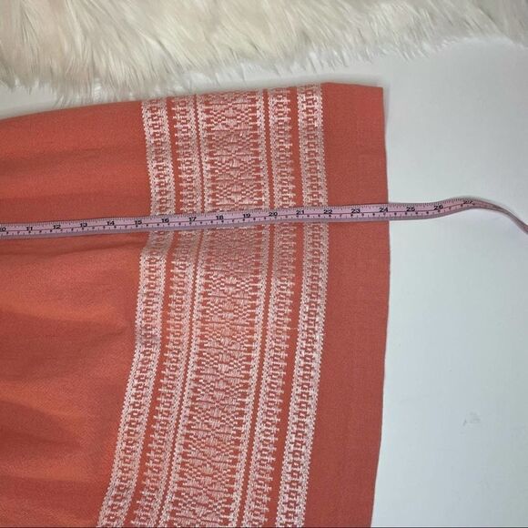De Collection Peach Embroidered Skirt L - Picture 8 of 12